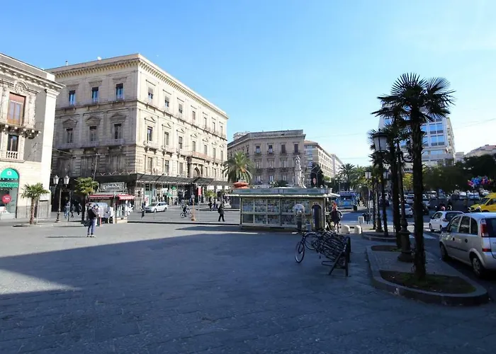 Sicily Wonderful Piazza Stesicoro Vakantiehuis Catánia