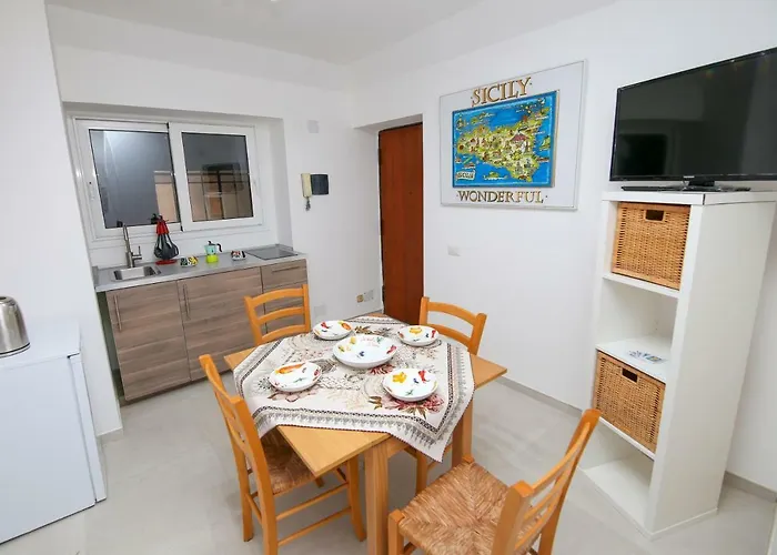 Sicily Wonderful Piazza Stesicoro Catánia